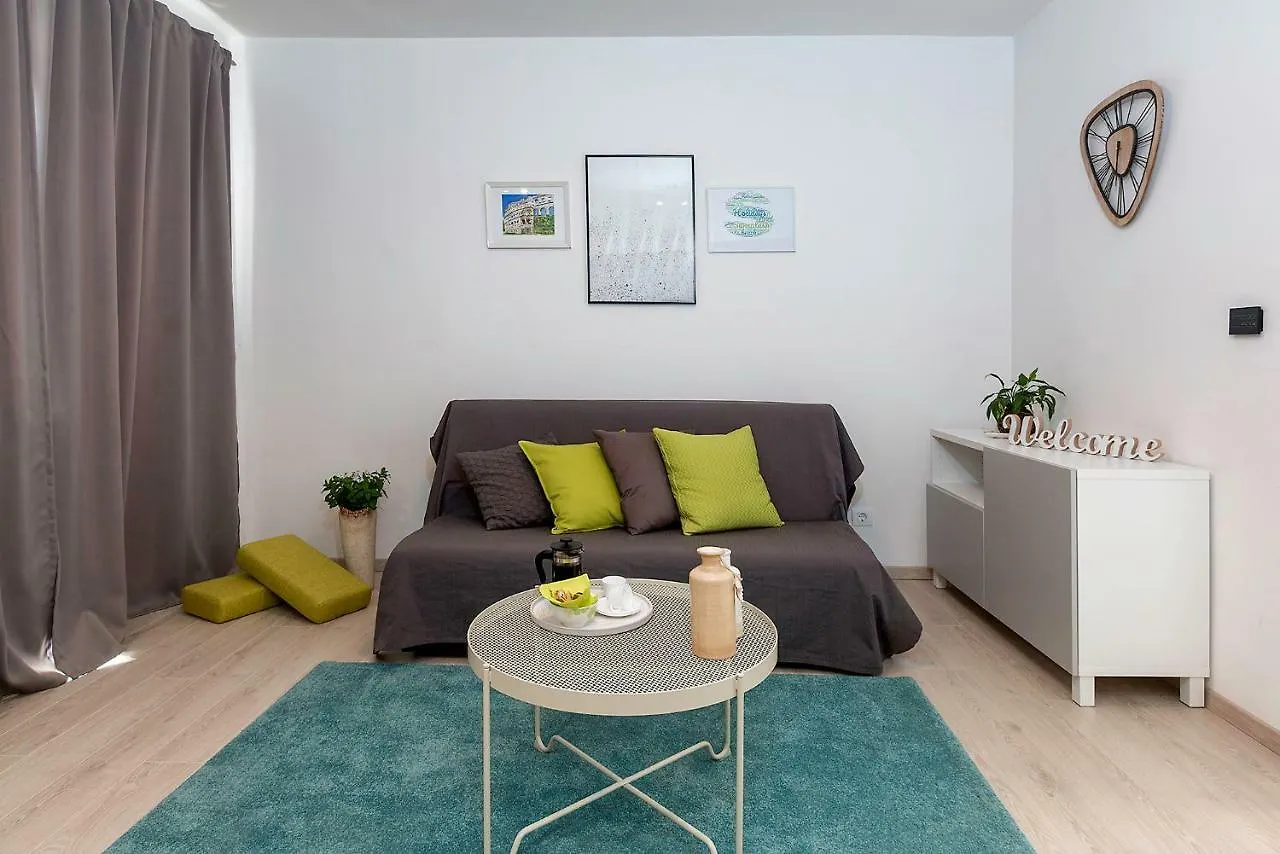 Sunsplash Apartments Pula Kroatien